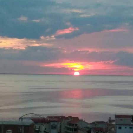 Apartments Svetlana Utjeha Εξωτερικό φωτογραφία